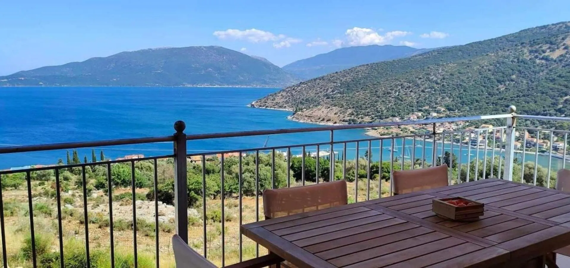 Augustela Villa Seaview Vacation Villa أيّا إفيميا 0*,