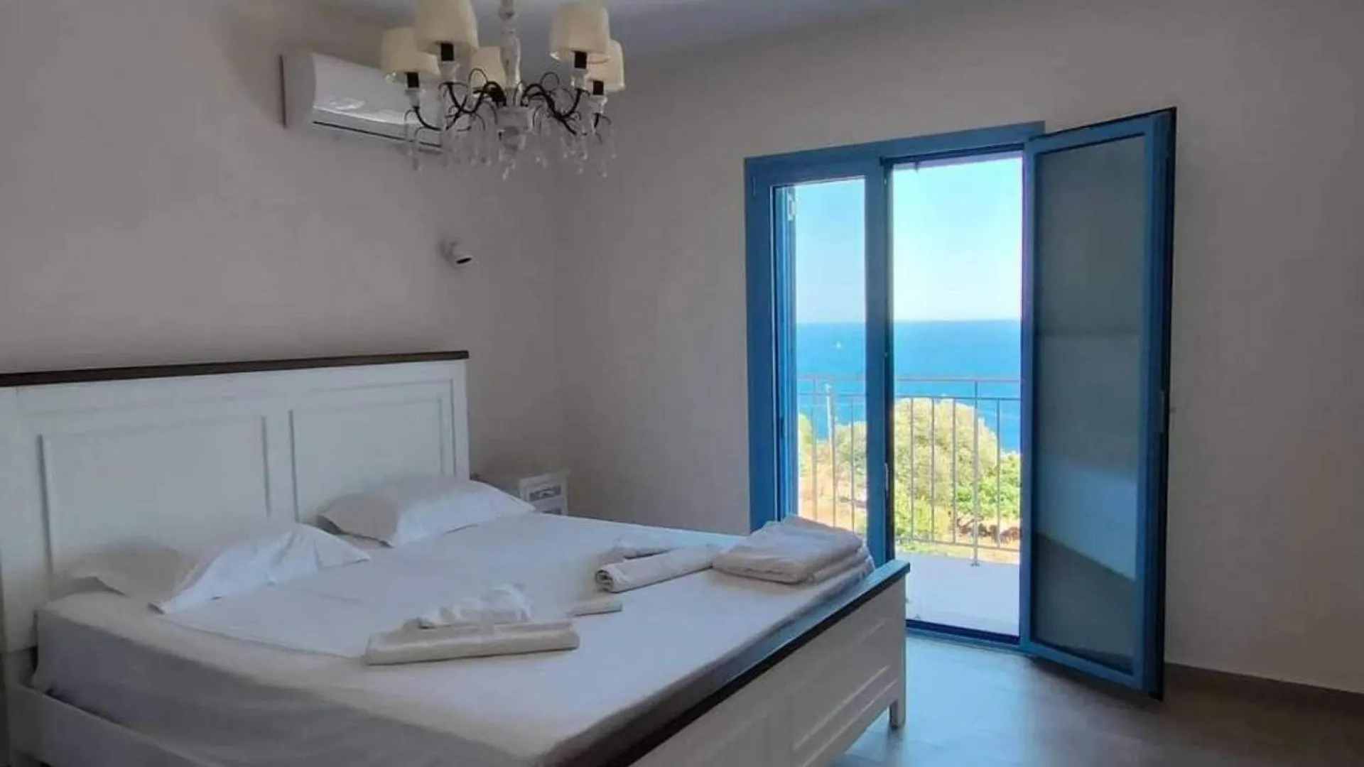 Augustela Villa Seaview Vacation Villa أيّا إفيميا اليونان
