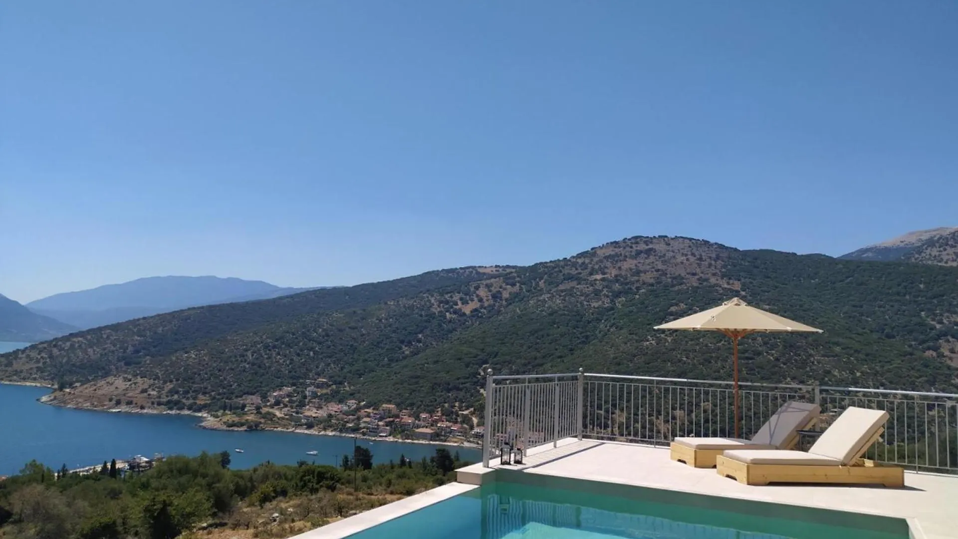 איה אפימיה Augustela Villa Seaview Vacation Villa יוון