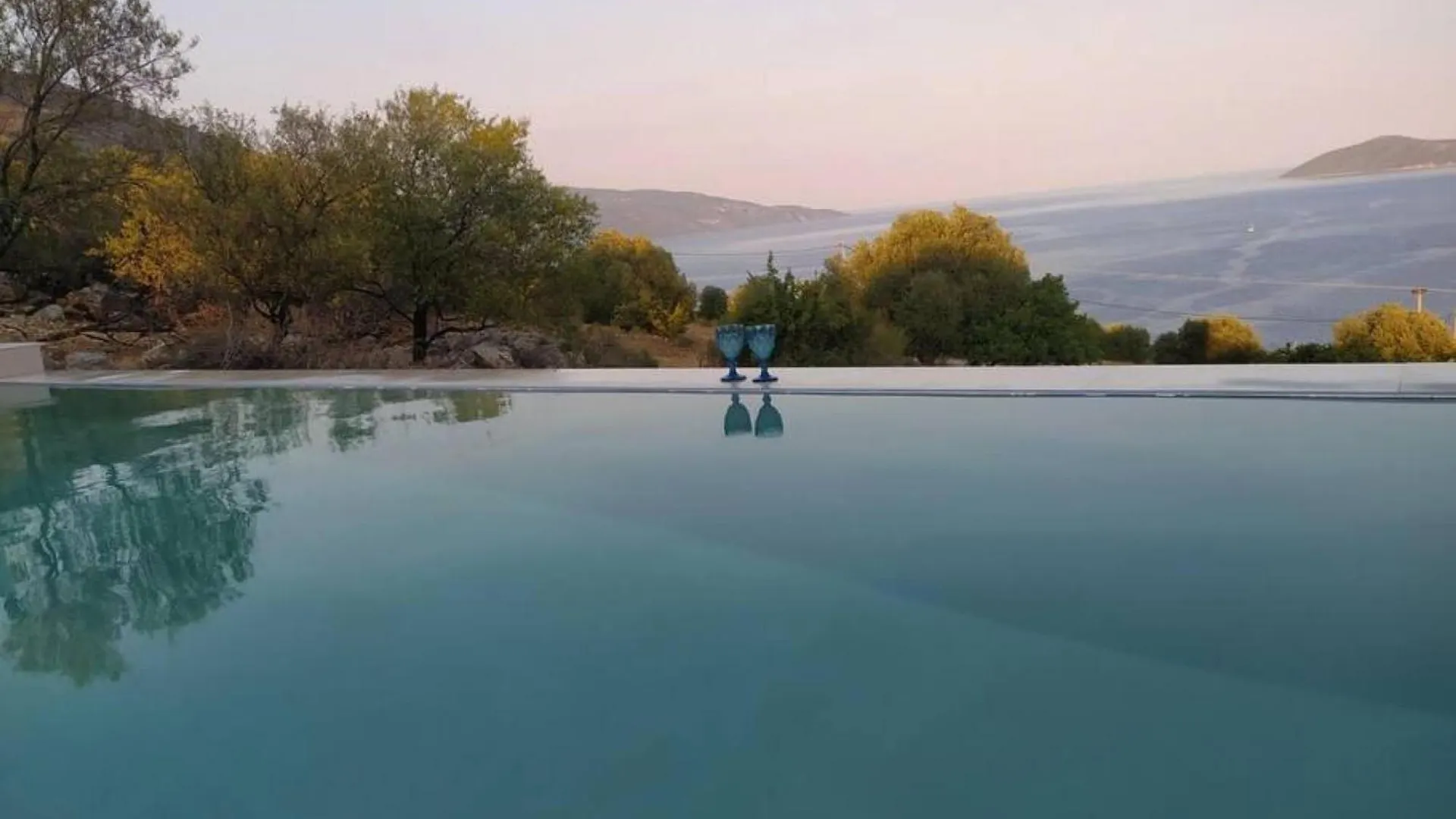 איה אפימיה Augustela Villa Seaview Vacation Villa  איה אפימיה